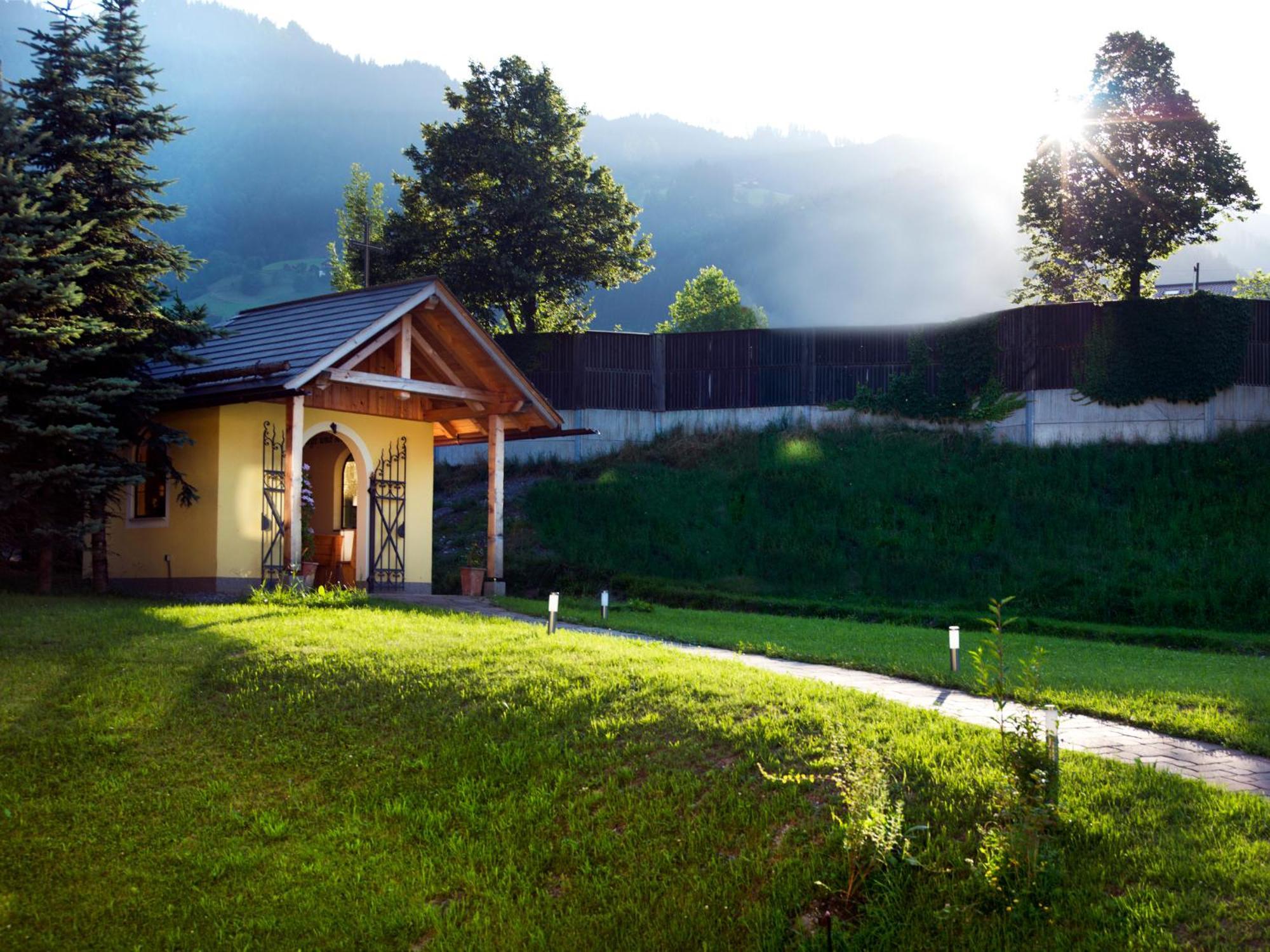 Hotel Hubertus St. Johann im Pongau Exterior foto