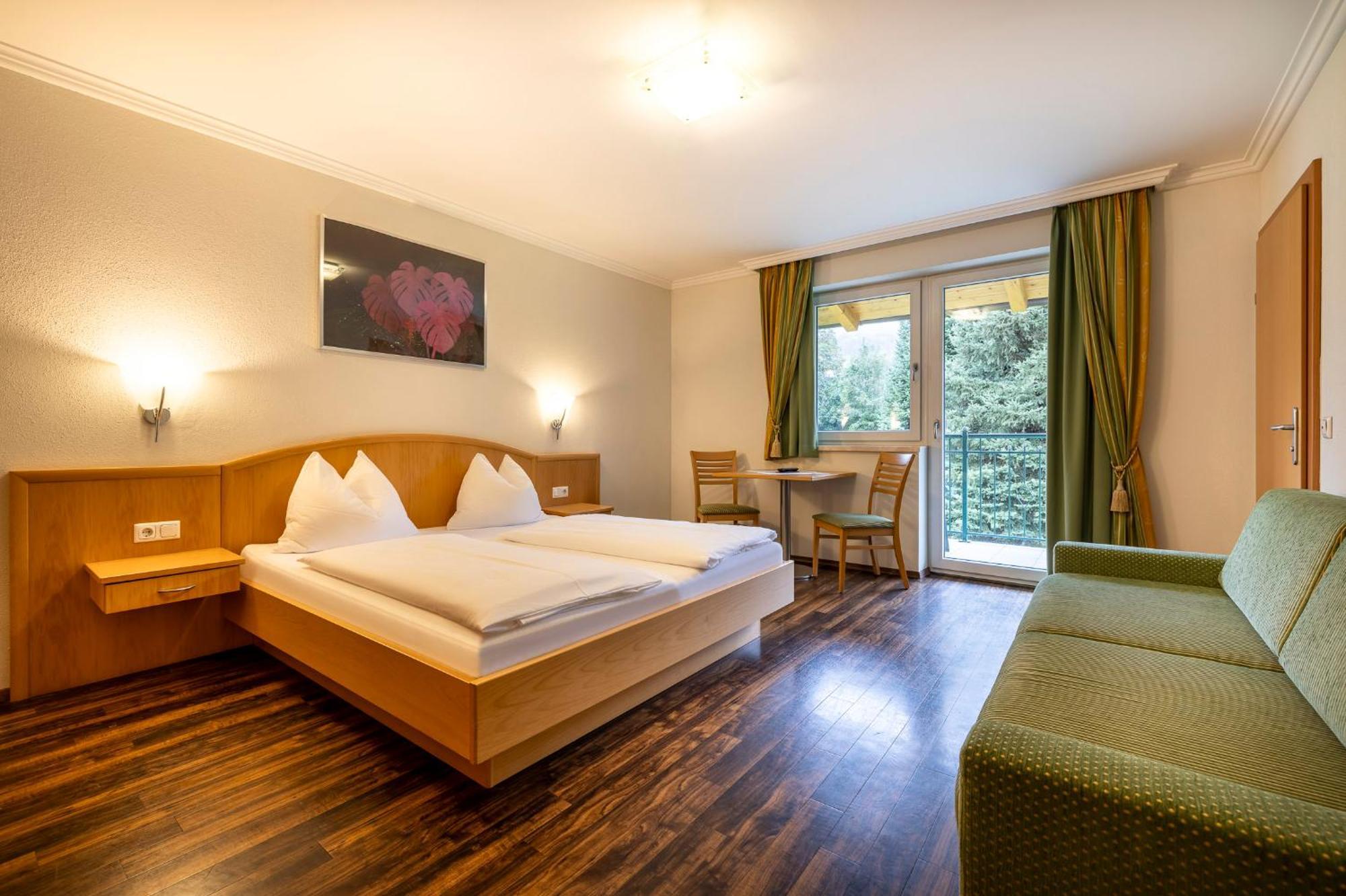 Hotel Hubertus St. Johann im Pongau Exterior foto