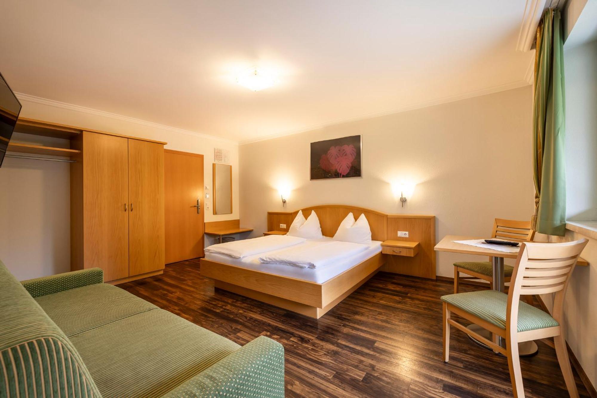 Hotel Hubertus St. Johann im Pongau Exterior foto