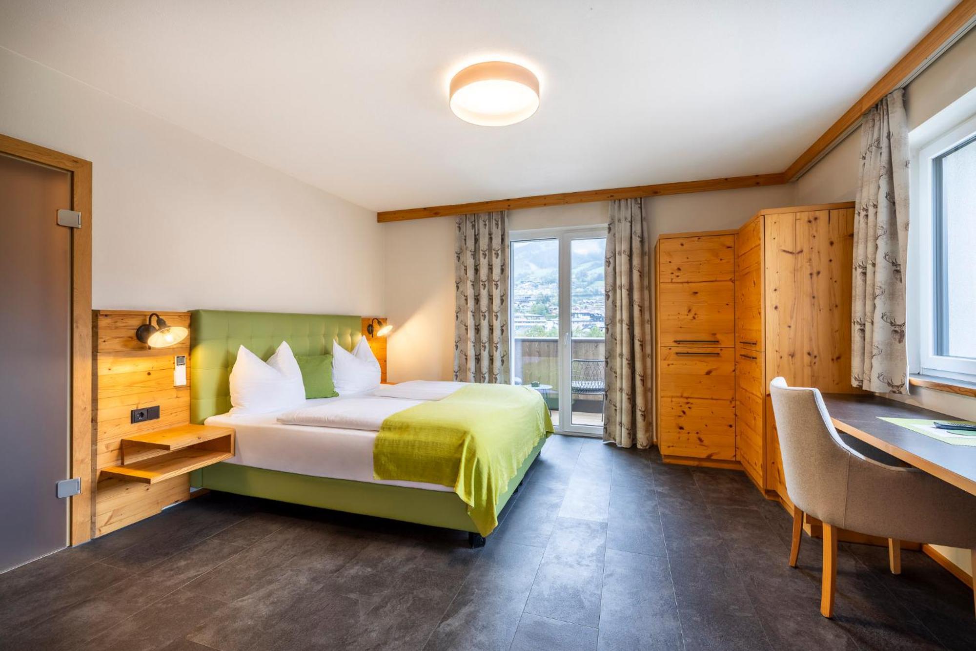 Hotel Hubertus St. Johann im Pongau Exterior foto